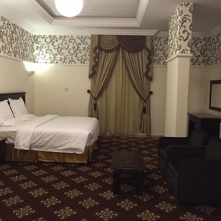 Al Denny Aparthotel Jeddah Room photo