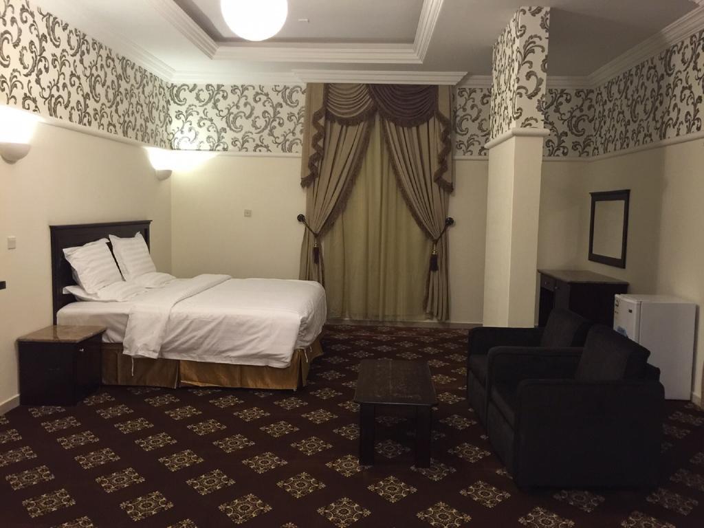 Al Denny Aparthotel Jeddah Room photo